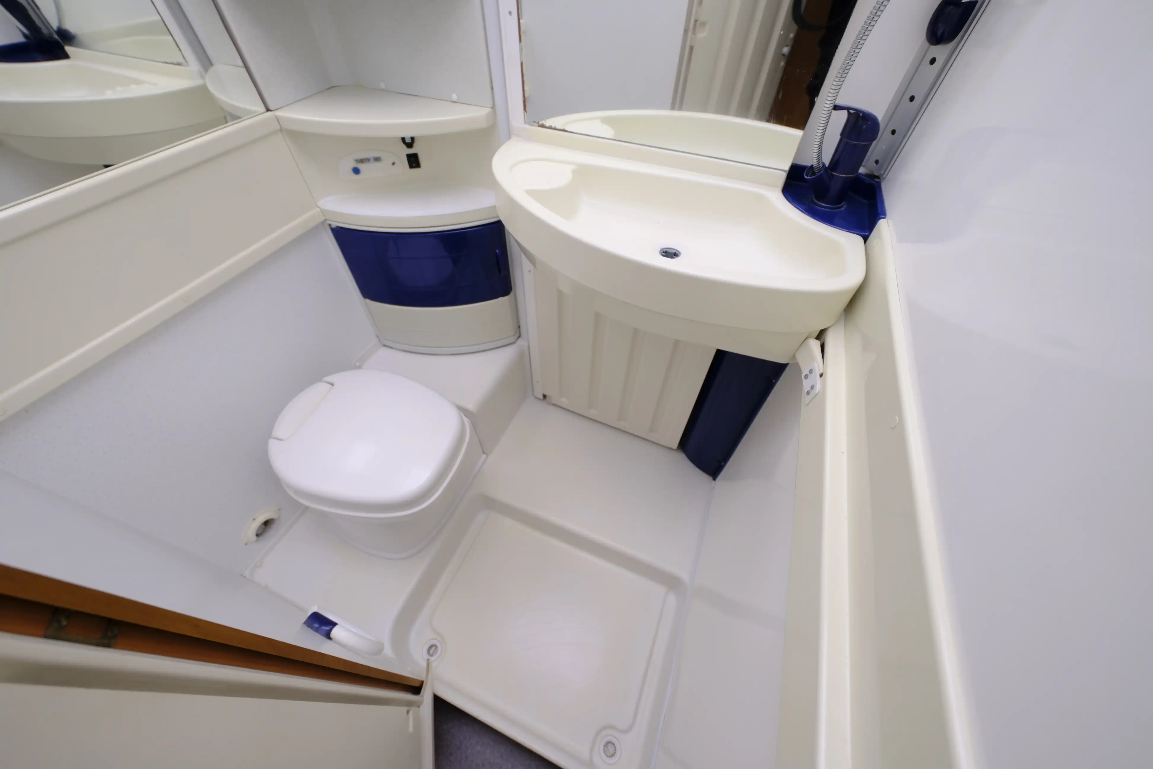 HYMER-ERIBA B 644 G - Ansicht 15